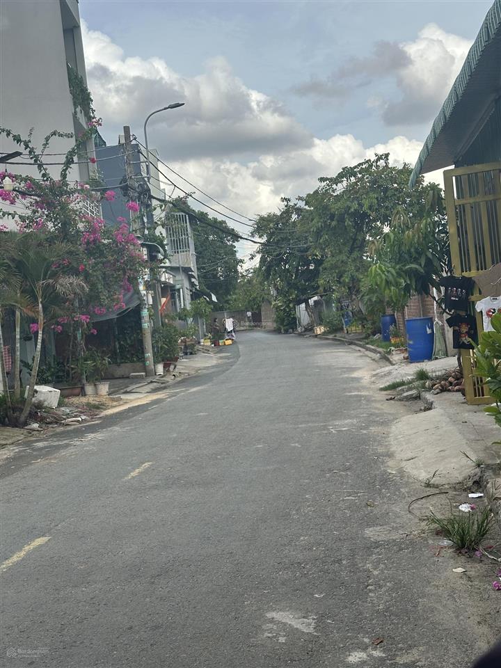 Đất đẹp hóc môn ngang 8m hiếm đường nhựa 8m xe hơi tránh nhau 148m chỉ 4,9 tỷ tl