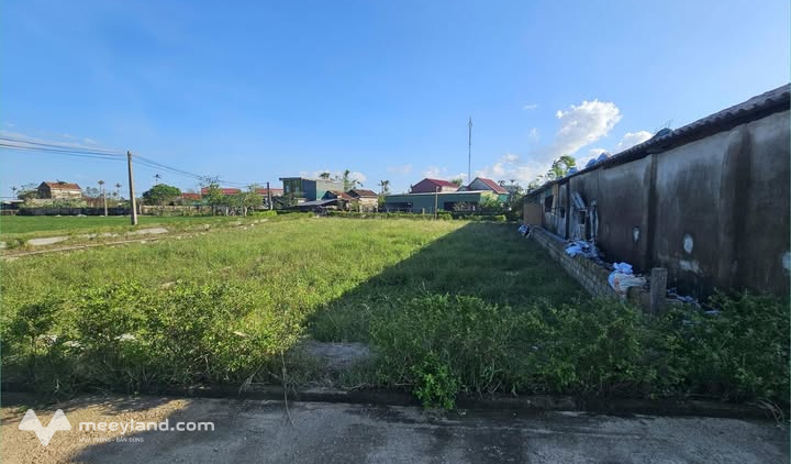Đất vàng thôn Quyết Tiến 142m² nở hậu, gần biển, giá hời