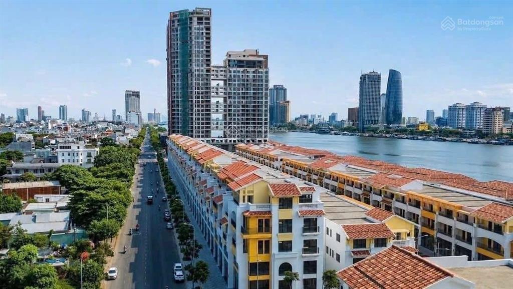 Nhà liền kề mặt tiền trần hưng đạo gần khán đài pháo hoa đà nẵng giá ưu đãi