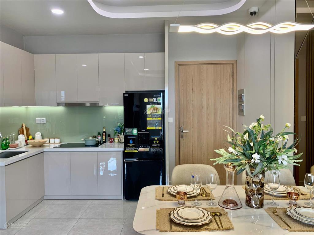 Căn hộ 1 phòng ngủ 46m2, giá 1 tỷ 060, ngân hàng hỗ trợ 80%, lãi suất 5,4%/năm, đầy đủ nội thất