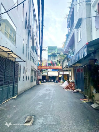 Bán nhà 4 tầng, 3 mặt kiệt, diện tích 120m2, gần Đại học Duy Tân, doanh thu 30 triệu/tháng, giá 10.5 tỷ