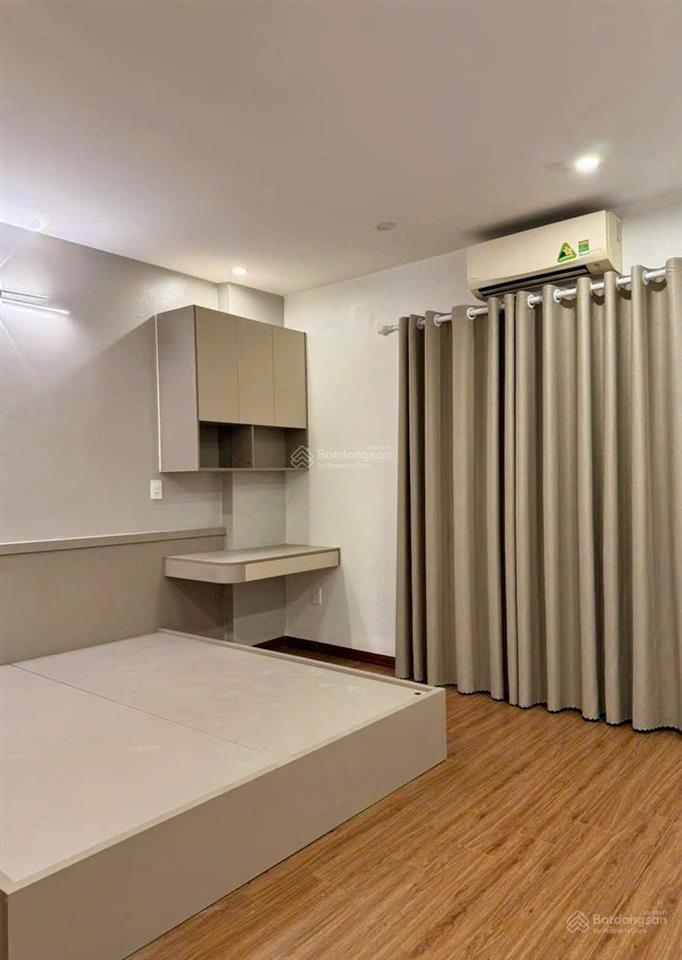 Bán nhà 4 tầng đẹp gần đường nguyễn xí, bình thạnh xe đậu cửa, khu dân trí, an ninh tốt