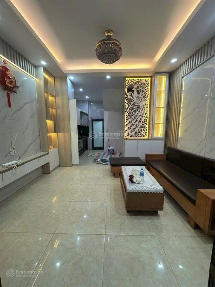 Bán nhà phố ngọc thụy long biên 7 tỷ 35m 5 tầng mt 4m gần trường việt pháp và công viên