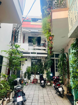 Nhà 3 tỷ trung tâm Đà Nẵng, kiệt to thông tứ xứ, view sân thượng chill