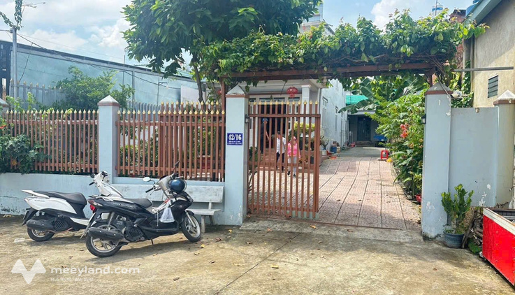 Bán đất Tương Bình Hiệp, tặng nhà vườn trệt lầu cũ, đường ô tô thông, giá 4 tỷ