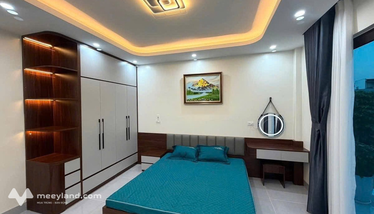 Nhà 3 tầng, full nội thất, mặt tiền 8m gần chợ đêm Tiên Cát, chỉ 4 tỷ