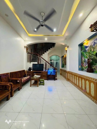 Nhà 2 tầng, 58m2, giá 1,9 tỷ, gần phố Nguyễn Văn Cừ, Hải Dương