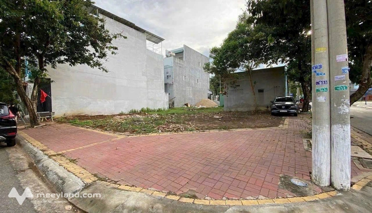 Chào mừng bạn đến với cơ hội sở hữu lô góc 2 mặt tiền đắt giá tại đường Thích Thiện Chiếu