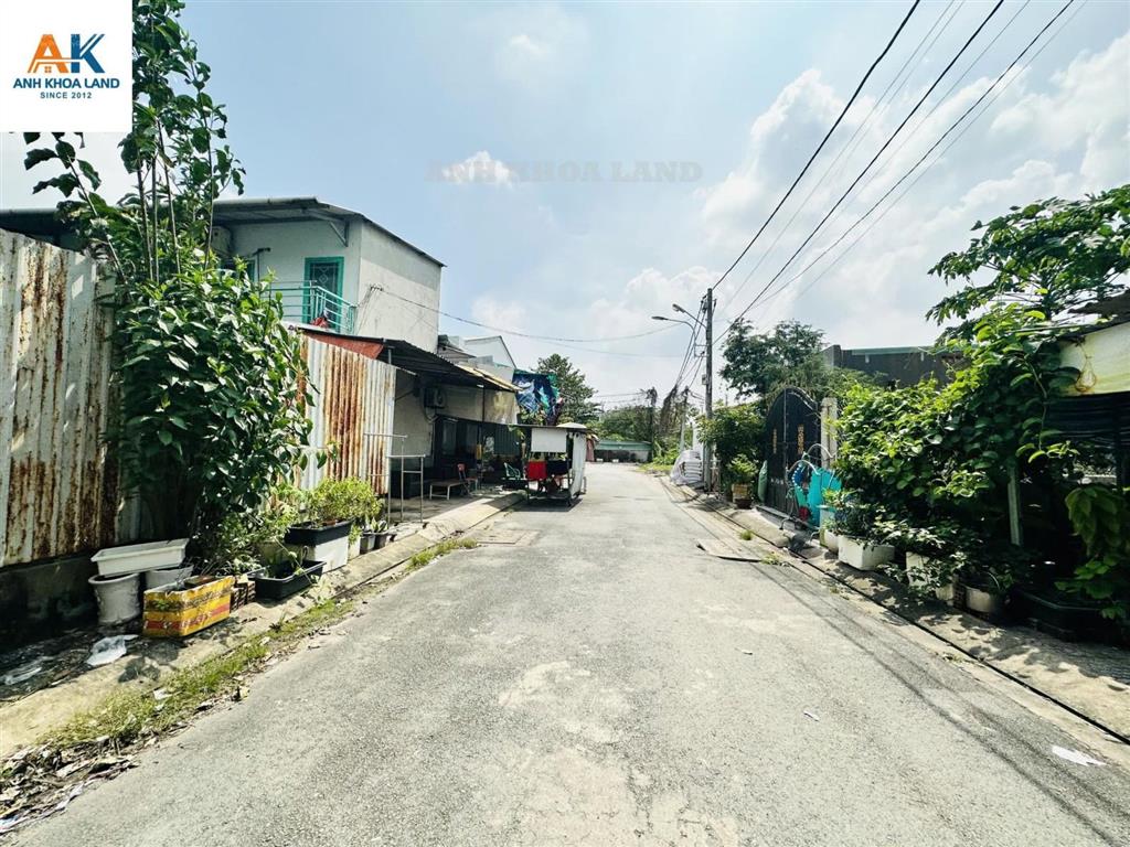 Bán gấp đất ngộp đường 7m có lề đường lý tế xuyên ngay uỷ ban phường linh đông ngang 5m vuông vức