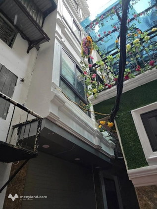 Nhà 5 tầng 25m² - 5 phút đi bộ tới Lăng Bác, giá chỉ 7.35 tỷ