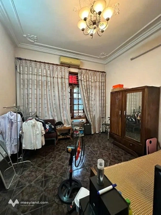 Bán nhà 3 tầng mặt phố Tô Hiệu, 55m2, mặt tiền 3,9m, vị trí đẹp, kinh doanh sầm uất, giá 25 tỷ