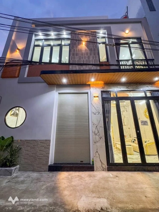 Nhà 1 trệt 1 lầu mới xây, hẻm 11 Nguyễn Văn Linh, Cần Thơ
