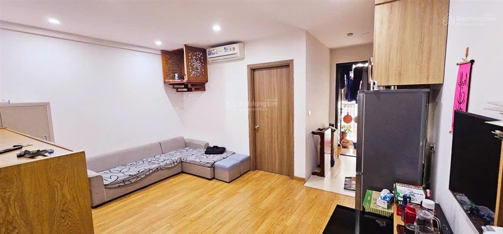 Chính chủ bán căn 1 ngủ tòa 19t1 lucky house kiến hưng sổ đỏ 2019 chỉ 2,02 tỷ