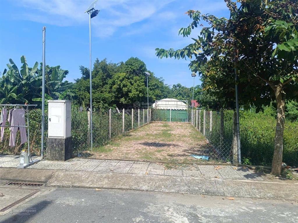 Mặt tiền nguyễn văn khạ thị trấn củ chi 96,8m2 giá 1,5tỷ, nằm kế bên kcn tây bắc giá sổ hồng riêng