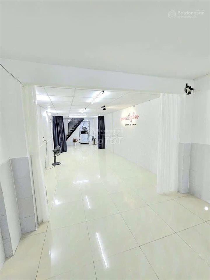 57.6m2 bán nhà 2 tầng sát mặt tiền huỳnh văn bánh, p11 kế nguyễn văn trỗi, trần huy liệu, lê văn sỹ
