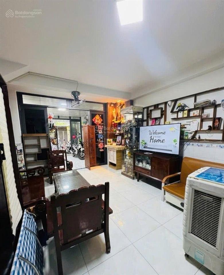 4x10m nhà 1/, 3 tầng bhh bình tân, hxh 6m, cách aeon mall tân phú 1km, 2pn 3wc, 1km đầy đủ tiện ích