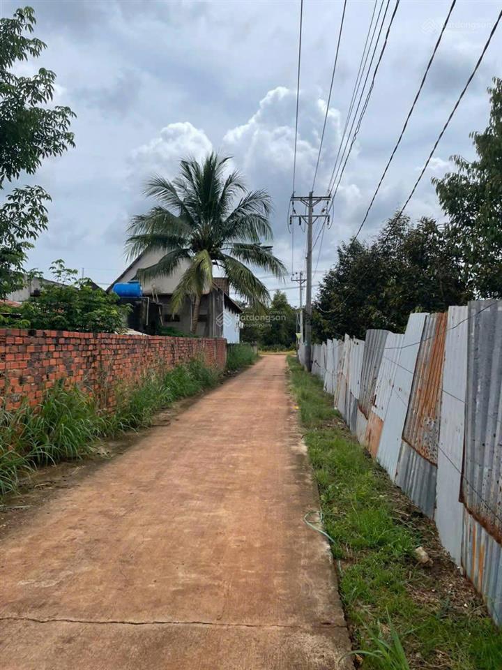 Cần tiền xây nhà nên bán lại lô đất thổ cư tại xã xuân tâm, xuân lộc giá hơn 300 triệu trọn sổ hồng