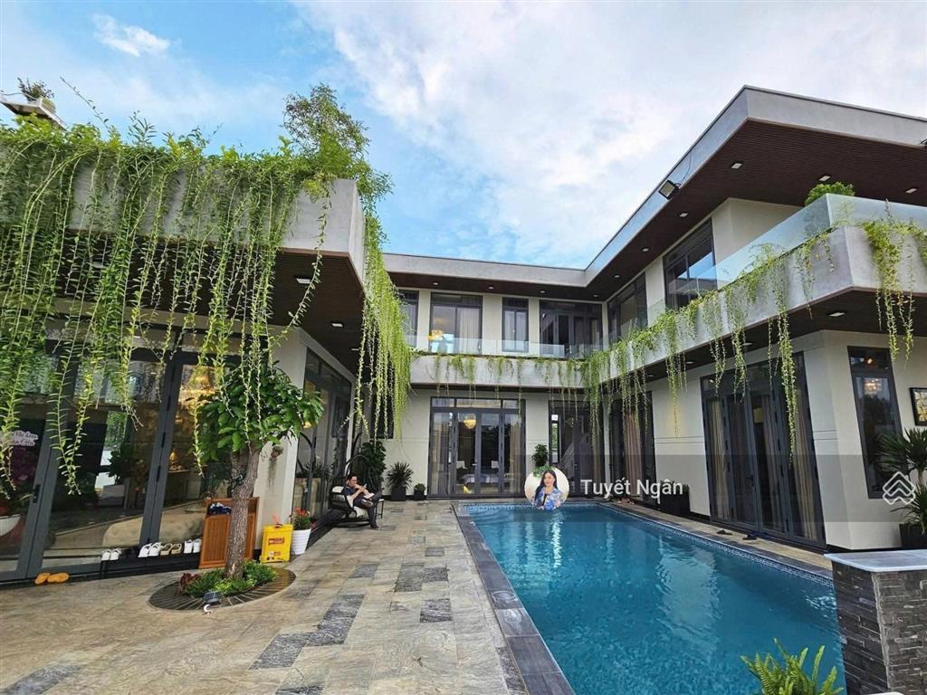 Bán biệt thự ngay võ trường toản, thảo điền 1111m2 220 tỷ
