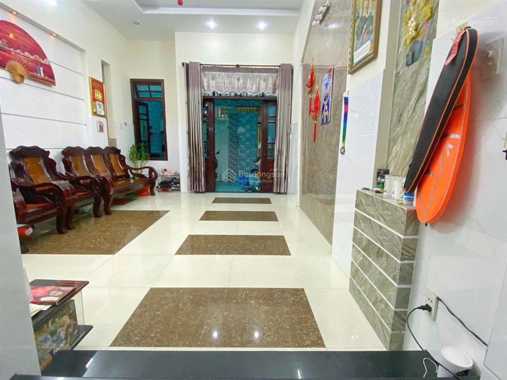 Nhà 3 tầng đinh tiên hoàng diện tích khủng nở hậu cực đẹp gần biển chỉ 5 tỷ x