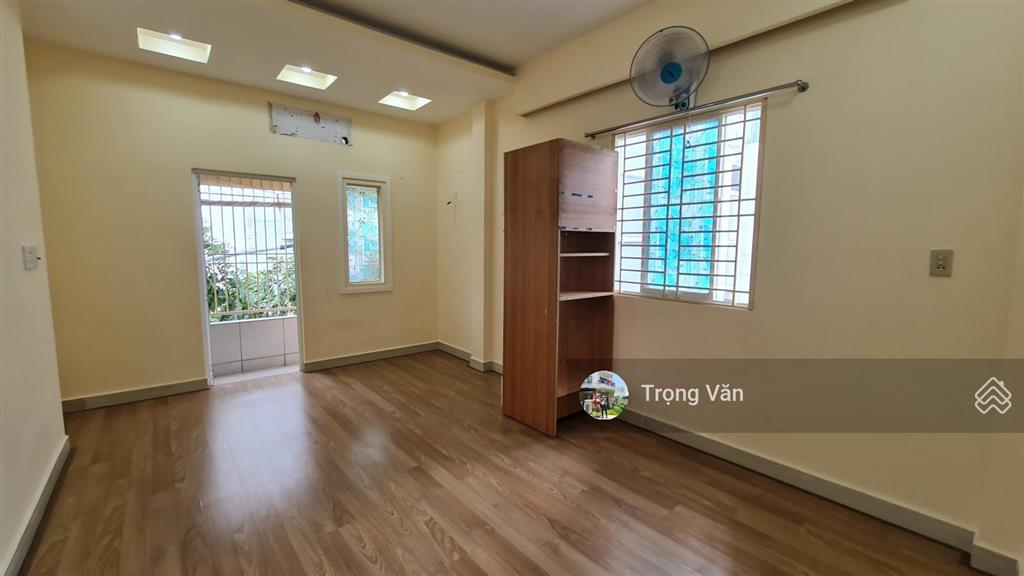 Chdv sát quận 1 sổ 63,1m2 dòng tiền 25 triệu/tháng. giá 7,7 tỷ
