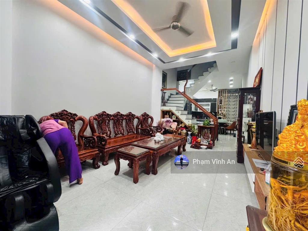 Chính chủ bán nhà 4 tầng khu đồng bộ lê văn chí tặng nội thất cao cấp