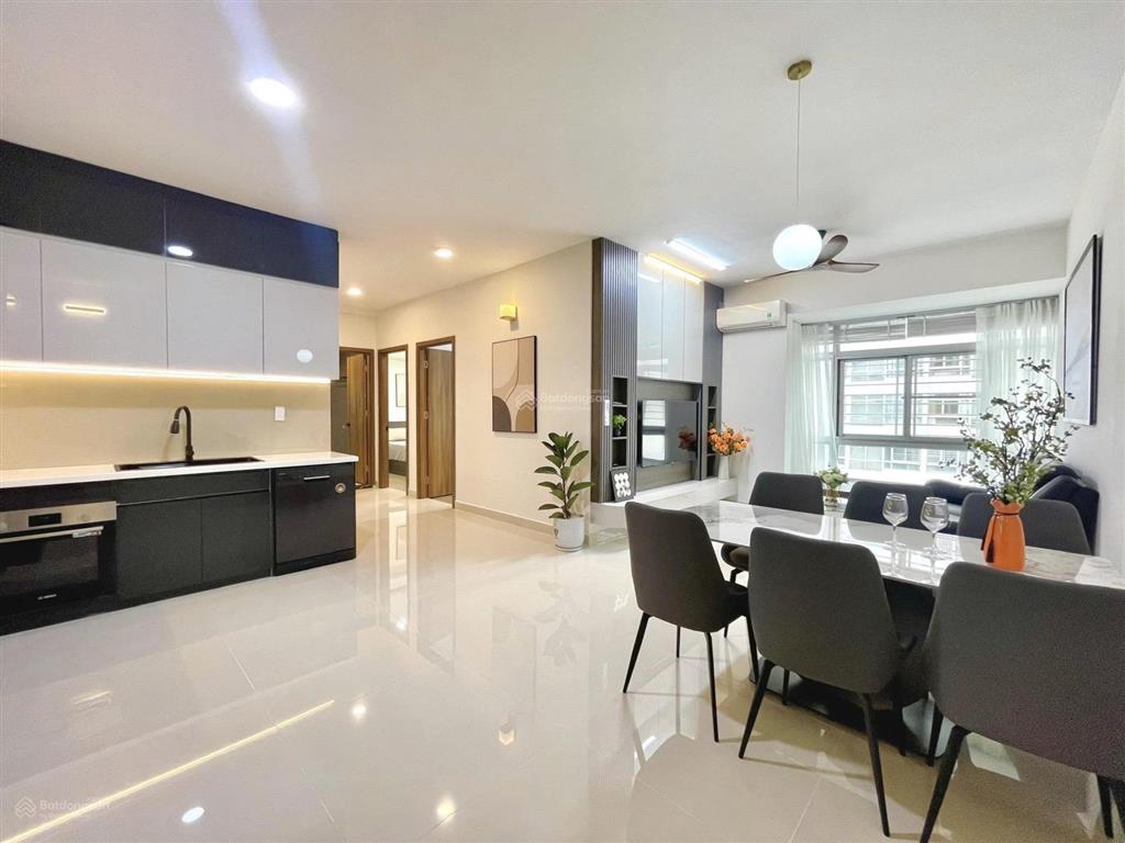 Bán căn hộ sky garden 2 phú mỹ hưng quận 7 dt 88m2 3pn 2wc full nội thất mới đã có sổ hồng