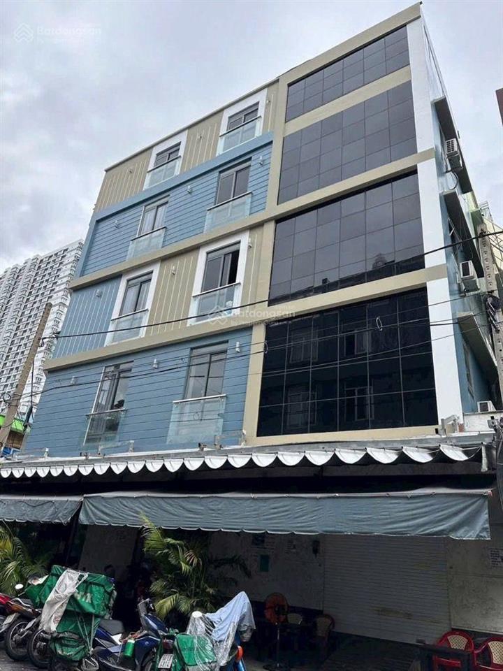 Продаётся дом, 156 м², Bình Tân