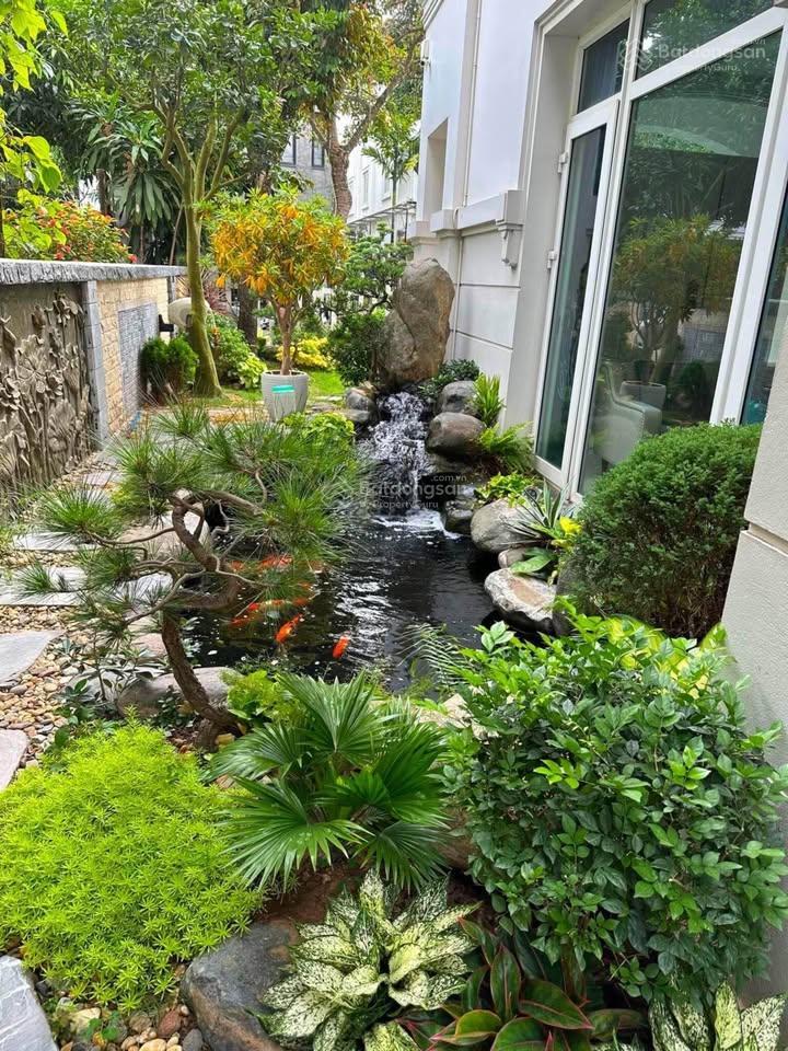 Biệt thự mini sân vườn 100m2 5 tầng thang máy tại phúc lợi ô tô vào chỉ hơn 13 tỷ ạ