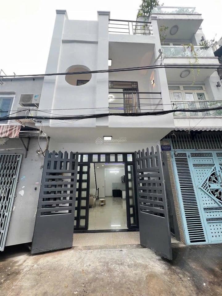 Định cư úc nên ông chú cần bán gấp căn gần ql1a 3p đi xe