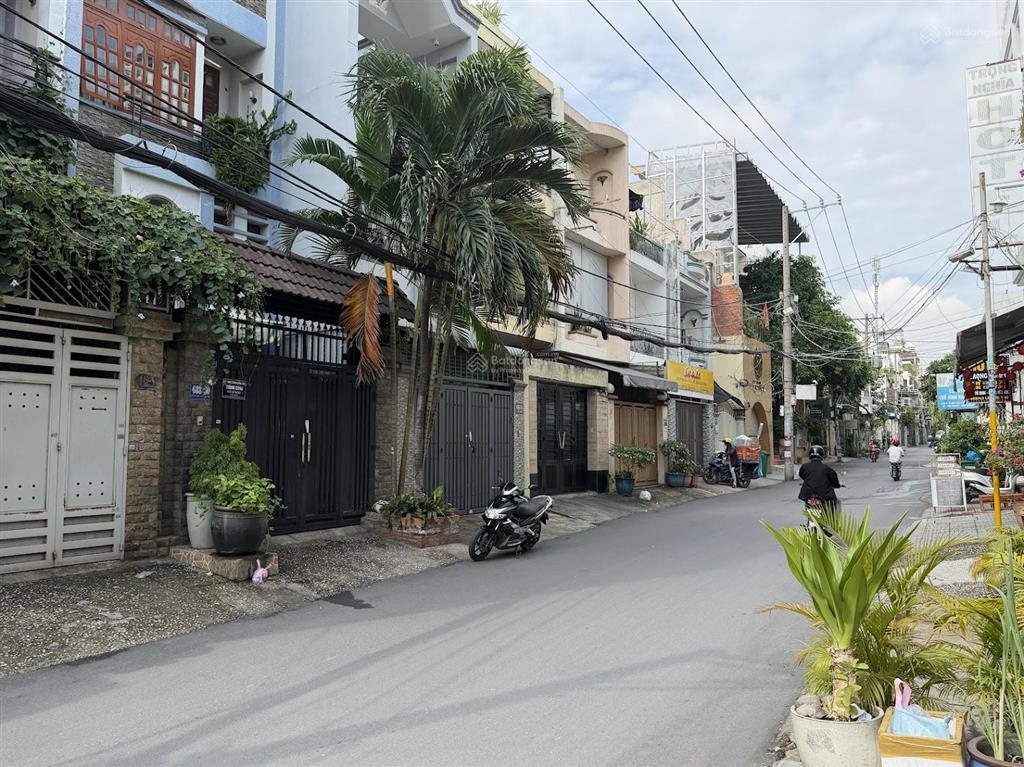 Hẻm 688 lê đức thọ p. 15 gò vấp, 1 trệt 3 lầu. giá 6,5 tỷ
