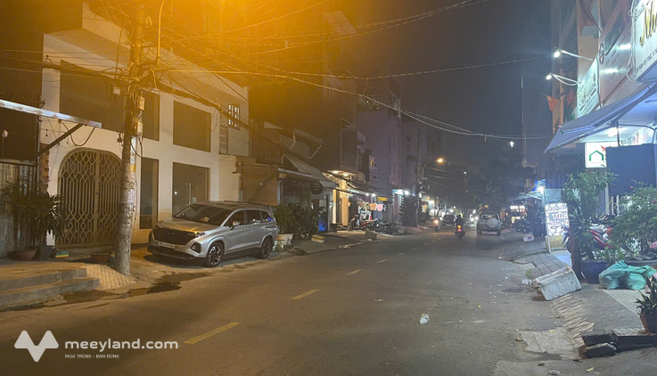 Nhà 4m x 18.5m trệt, 2 lầu đường Phan Huy Thực, phường Tân Kiểng, quận 7