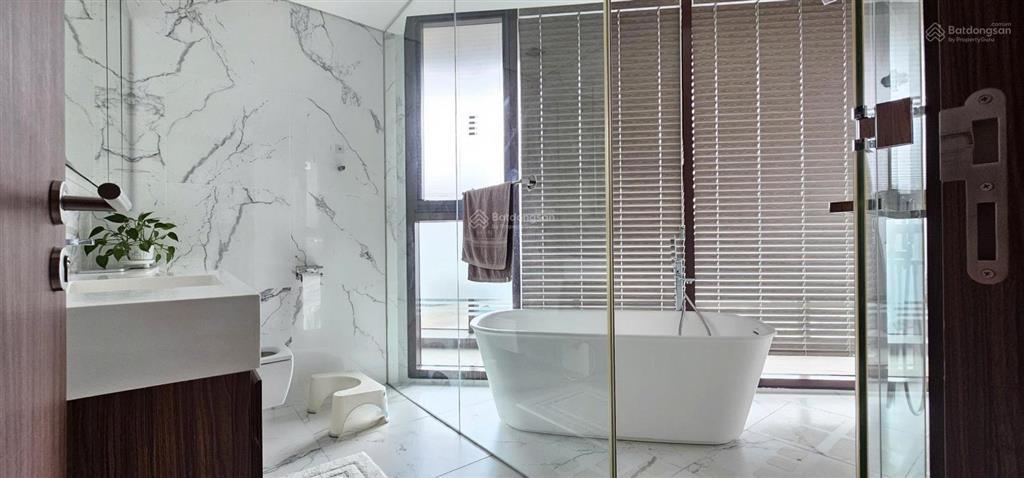 Suất spa galleria góc 3pn 143m². chỉ 37 tỷ view landmark tháp 99 tầng full nt