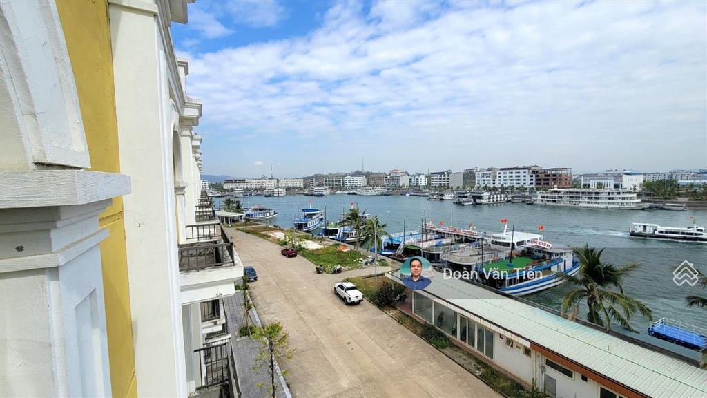 Siêu phẩm nhà mặt biển 108m2 mt 6m đảo ngọc tuần châu view trực diện vịnh hạ long