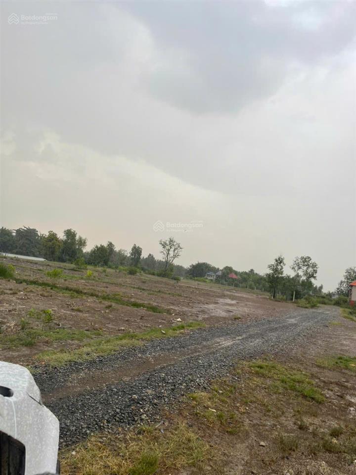 Bán 16.000m2 đất lúa, qui hoạch khu dân cư, giá 1.5tr/m2, tl