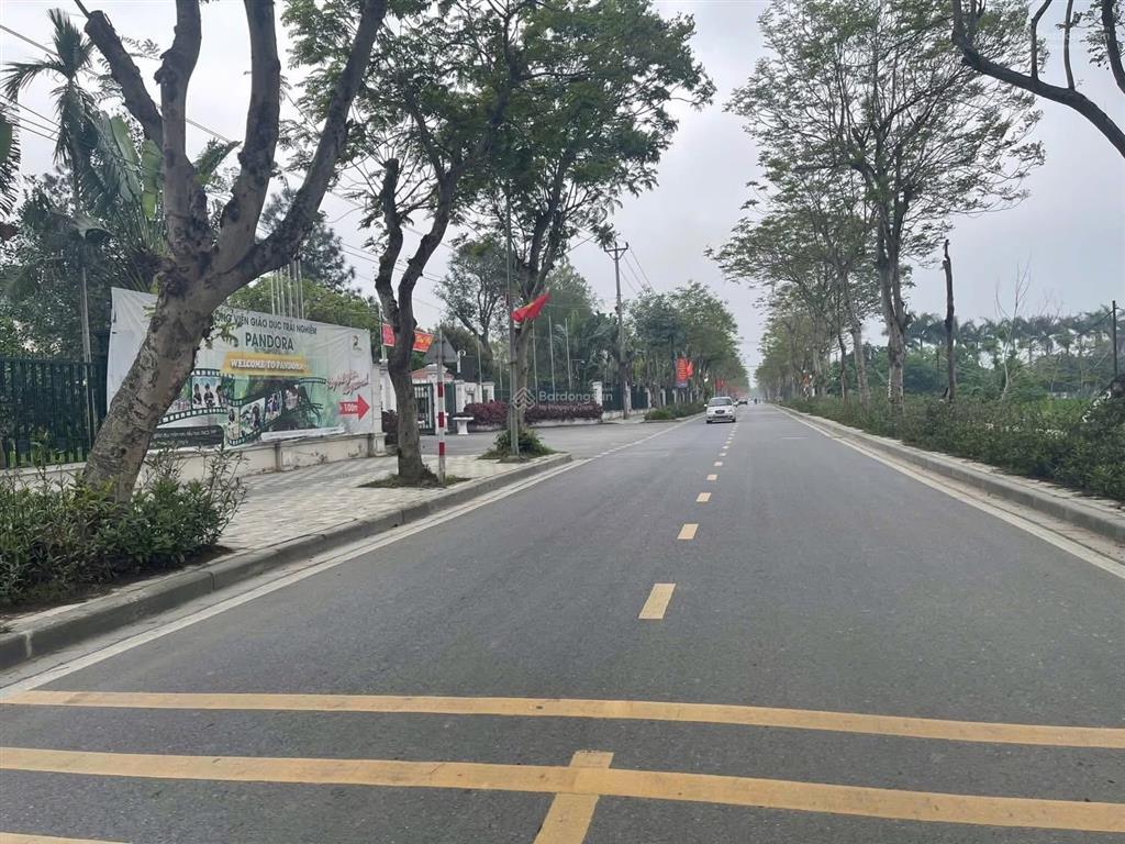 Cực sốc chỉ 2ty800 nhập cư ngay trung tâm đông anh 5 phút ra cầu nhật tân