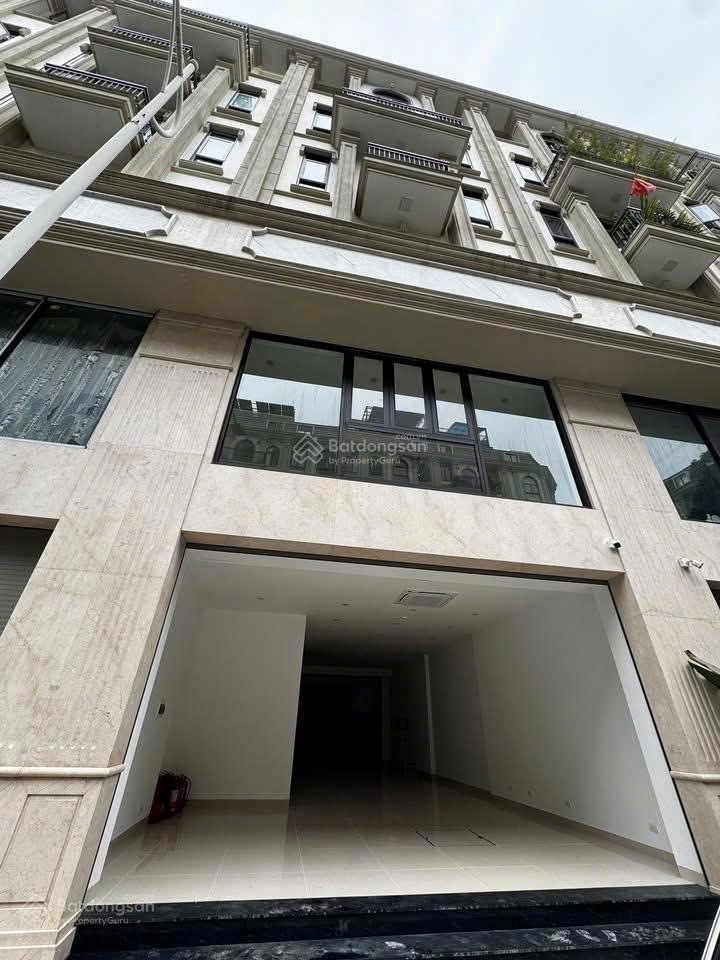 Tôi cần bán căn liền kề himlam vạn phúc.dt 91m2.xây 7 tầng.cho thuê dòng tiền 60tr. 0983 983 ***