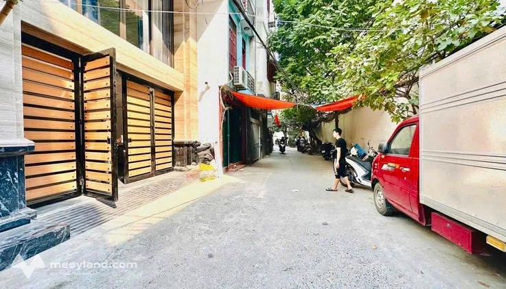 Bán tòa nhà căn hộ dịch vụ đường Kim Giang, 7 tầng, thang máy, 34 căn hộ khép kín