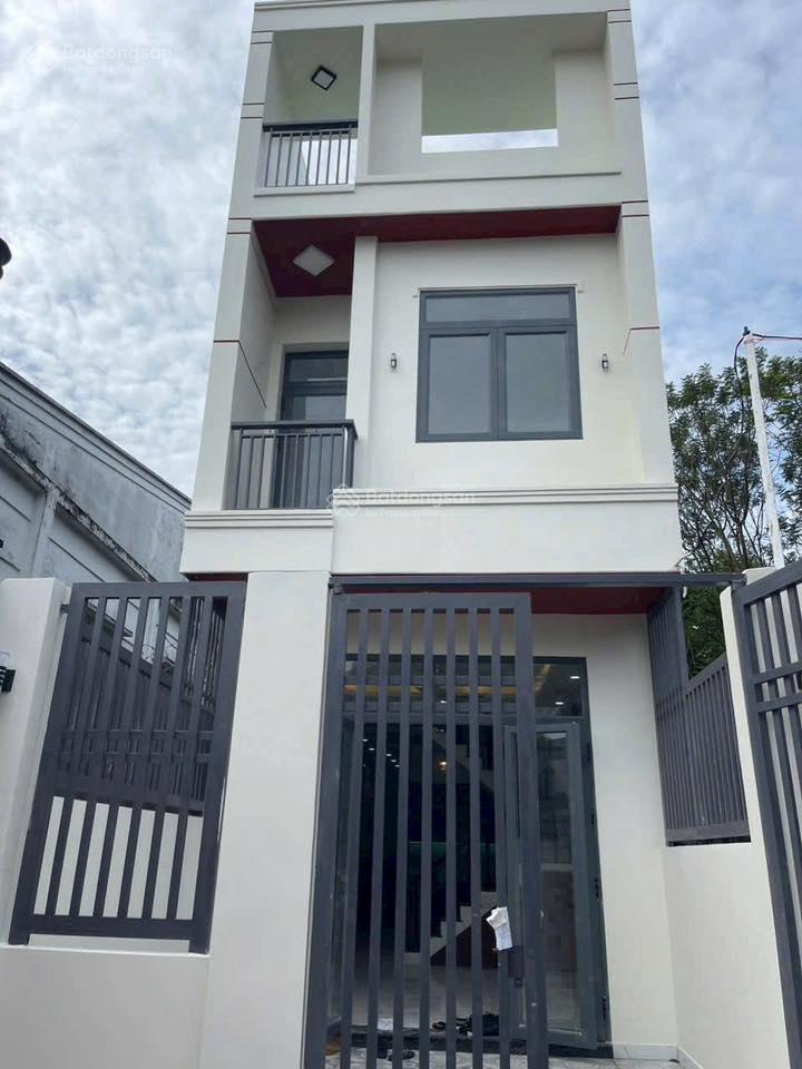 Nhà trệt lầu gần đường đào sư tích xe hơi thông gần kdc bình nguyên giá tốt