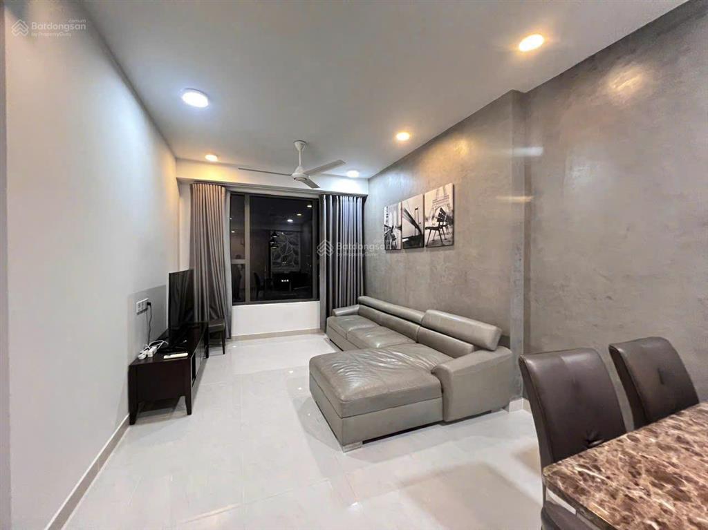 Cần bán căn hộ 3pn 2wc the tresor quận 4 giá tốt. 0909 024 ***