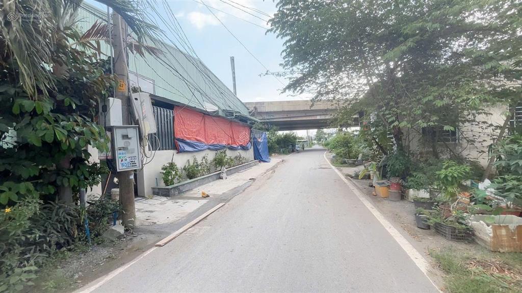 Bán kho xưởng quận 9 đang hoạt động mt đường trường lưu 513m2 giá 11 tỷ