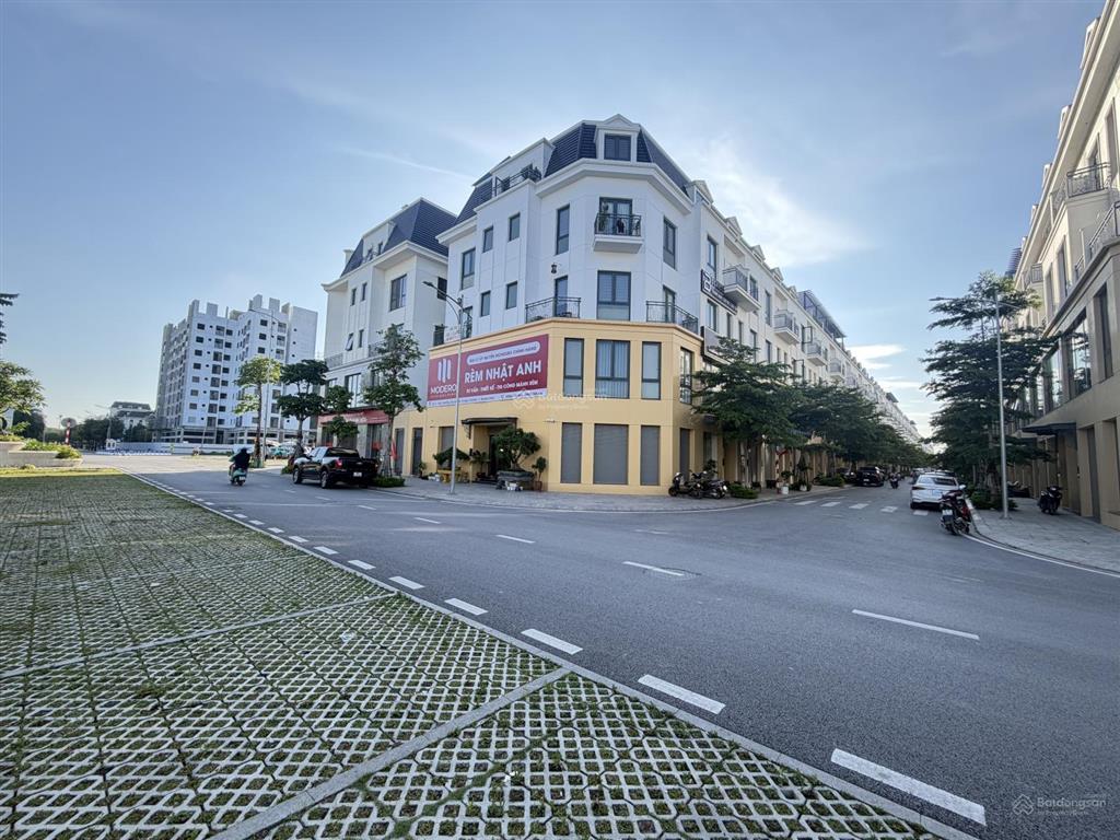 Ra nhanh căn nhà 5 tầng trung tâm phường hạc thành, thanh hoá 0919 959 ***
