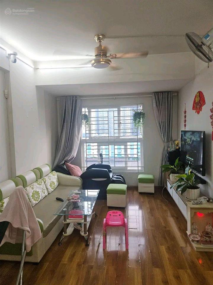 Bán căn hộ 2pn 64m lầu cao view thoáng giá chỉ 2.65 tỷ