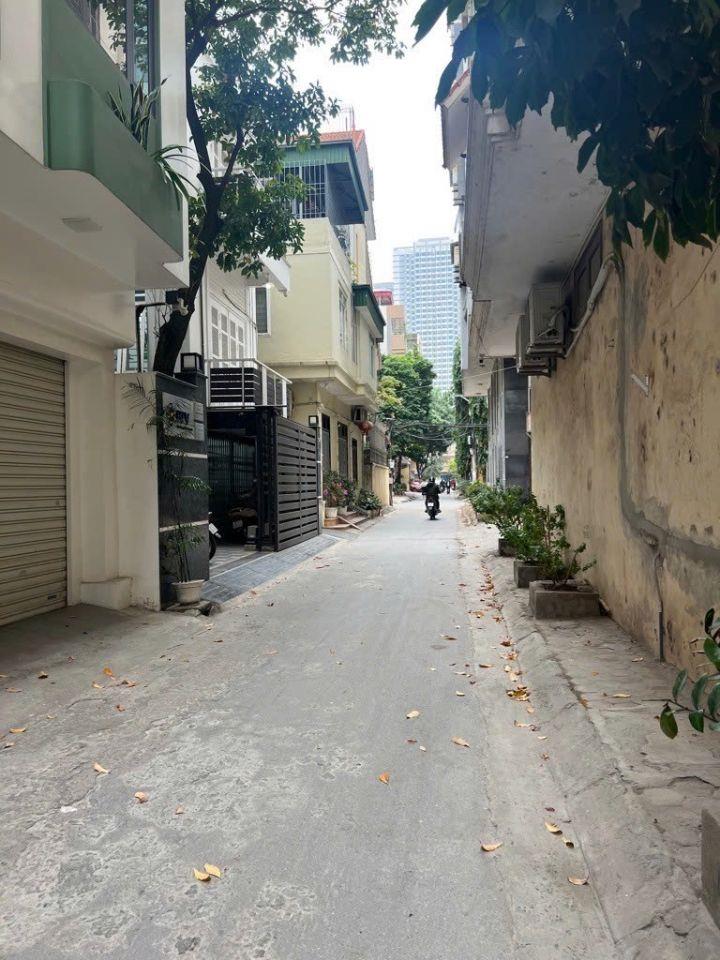 NHÀ DÂN HUY DU HỒ TÙNG MẬU 45m 7 t thang máy ô tô vào nhà 14 tỷ