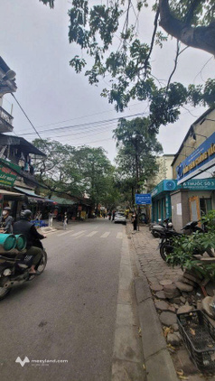 Hiếm nhà 3 tầng mặt phố Nguyễn Viết Xuân, 37m2, mặt tiền rộng 4,5m, vị trí đẹp, kinh doanh tốt, giá 10,5 tỷ