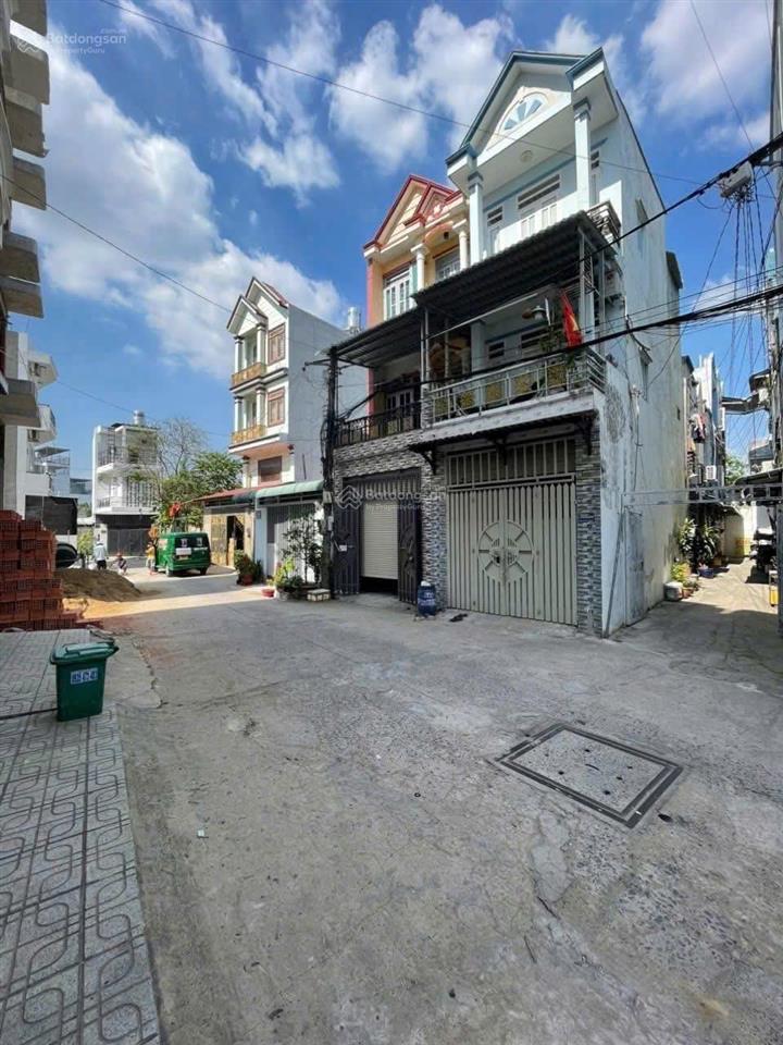 Nhà quận 12 giá chỉ 1 tỷ 870, 1 trệt 2 lầu 4pn, gần chợ & trường học