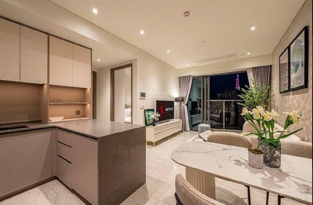 Bán gấp căn hộ 2pn, 2wc tại sky center,5,5 tỷ, 75m², tân bình, tp.hcm. 0932 132 *** gặp hiển