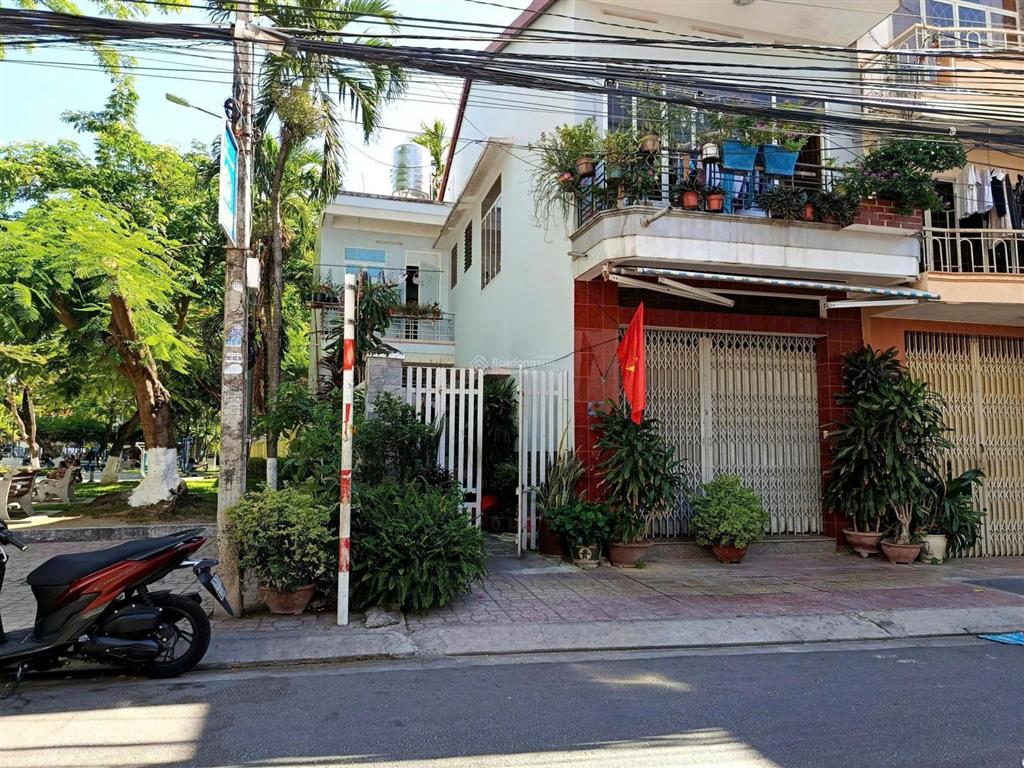 Nhà 2 tầng mặt tiền đường cao văn bé ngang 6,17m * gần biển hòn chồng 500m. giá 15 tỷ