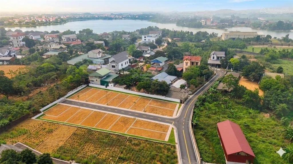 Bán rất gấp đất phú cát hoà lạc 115m2 full thổ cư chỉ 2 tỷ 0977 514 ***