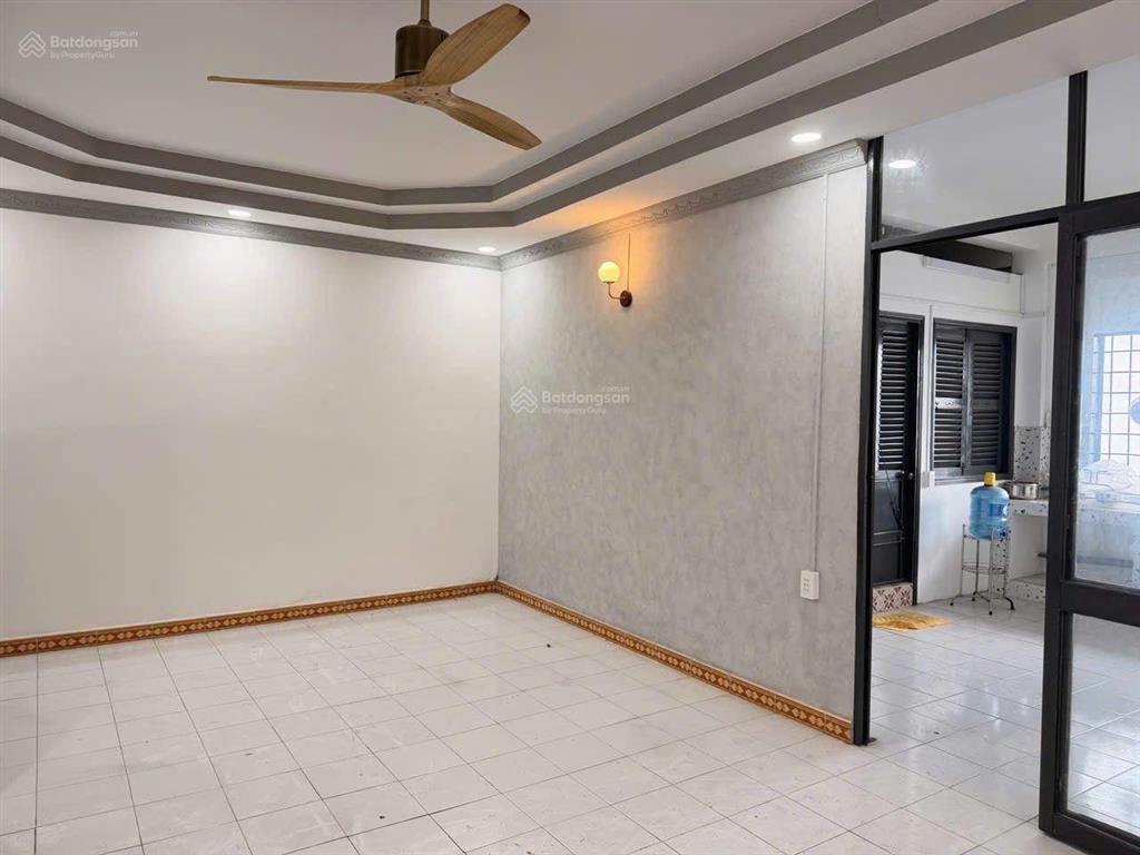 Chỉ 2.1 tỷ có ngay căn hộ sài gòn 63m2 2pn ngay phú lâm q6, shr lâu dài, nhà mới đẹp