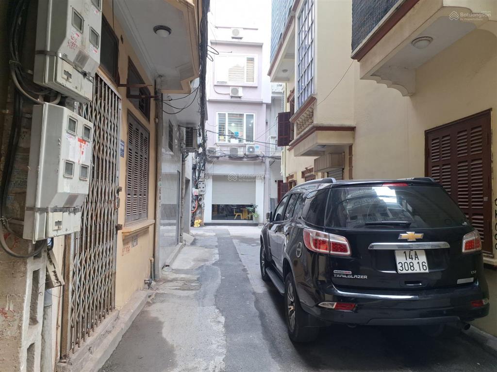 Nhà nguyễn văn huyên 40m2*6t, mặt ngõ thông ô tô 7 chỗ vào, ngõ thoáng đẹp, nhà đẹp ở ngay, 13.8 tỷ